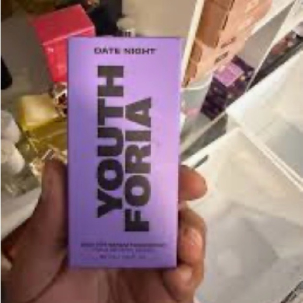 Youth Foria Date Night Bronzer & Contour - Lavender